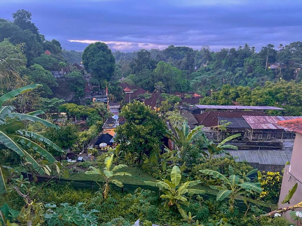 Heri House Ubud Экстерьер фото